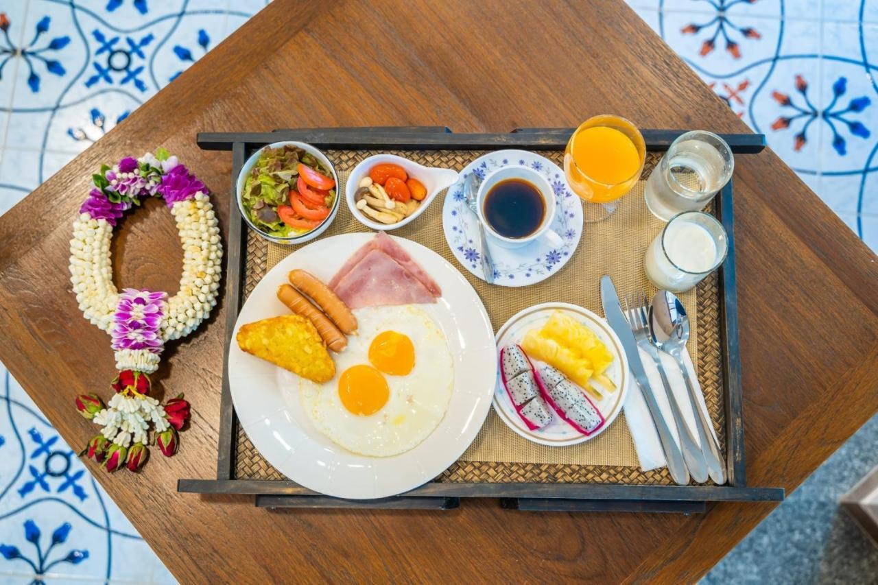Siri Nakornpink Chiang Mai Hotel Sha Plus Exterior photo
